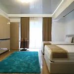 아파트 White Tower Va