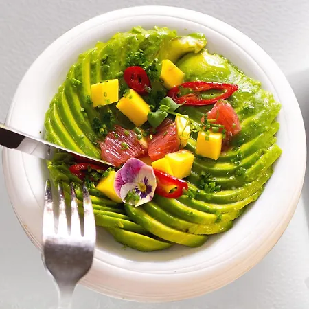 White Tower Va Mamaia