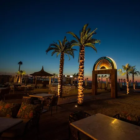 White Tower Va Apartamento