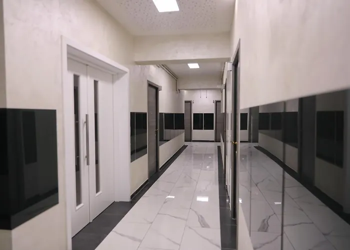 White Tower Va アパート ママイア