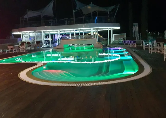 White Tower Va アパート