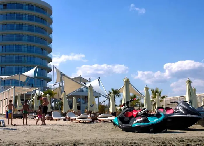 Apartment White Tower Va Mamaia