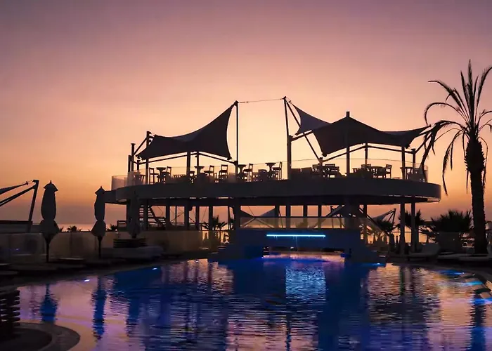 Apartment White Tower Va